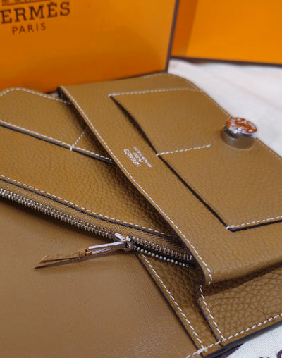 Hermès cüzdanlar