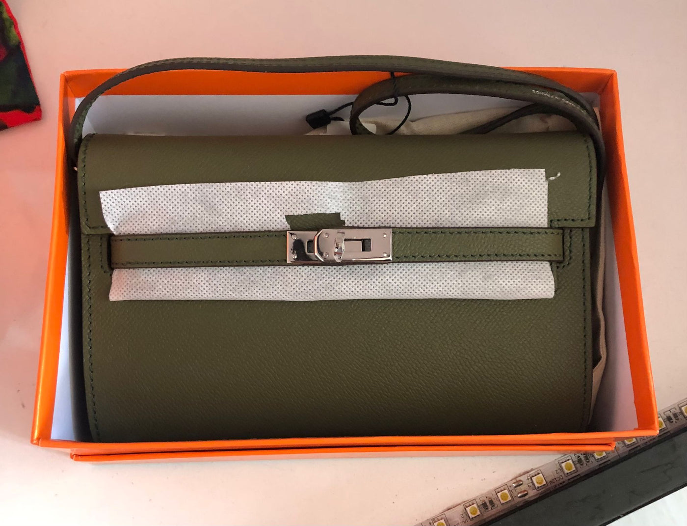 Kelly Wallet‑to‑Go Clutch