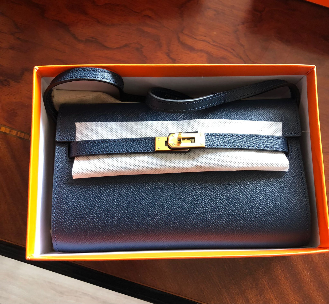 Kelly Wallet‑to‑Go Clutch