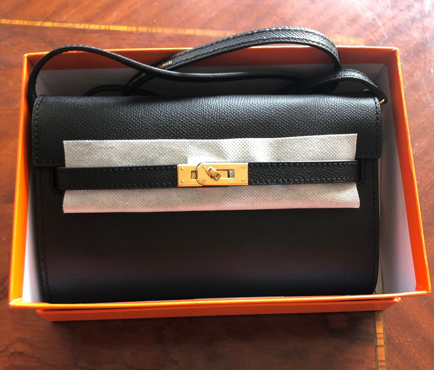 Kelly Wallet‑to‑Go Clutch