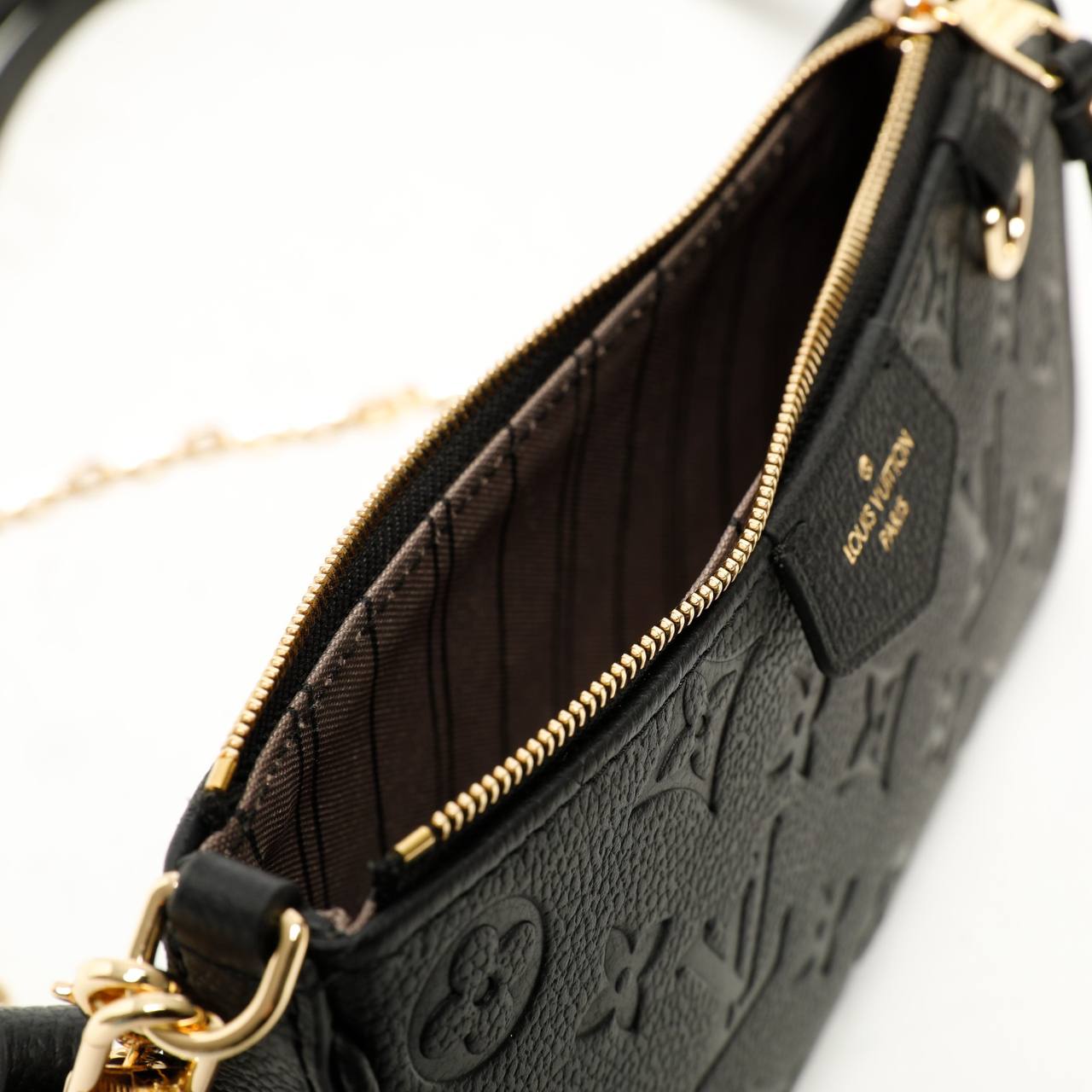 Easy Pouch on Strap
